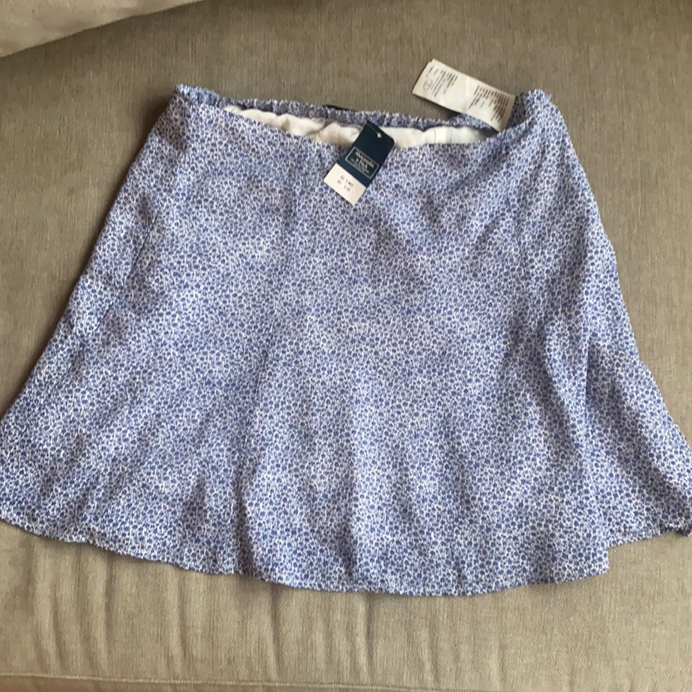 Abercrombie floral skirt size small